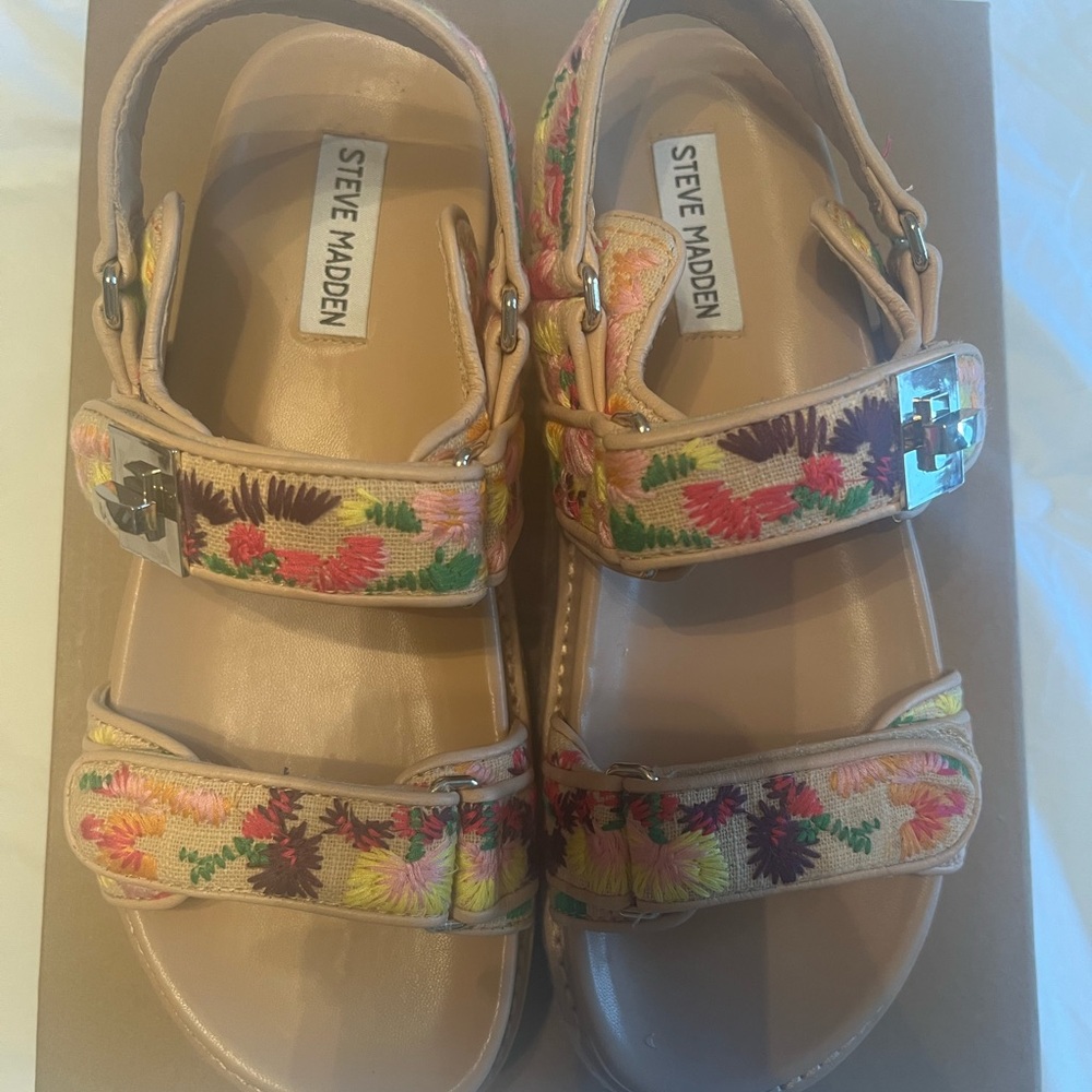 Steve Madden Floral Platform Sandals